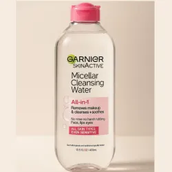 Agua Micelar Limpiadora Garnier SkinActive Todo en 1