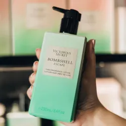 Victoria's Secret Bombshell Escape Fine Fragrance Lotion