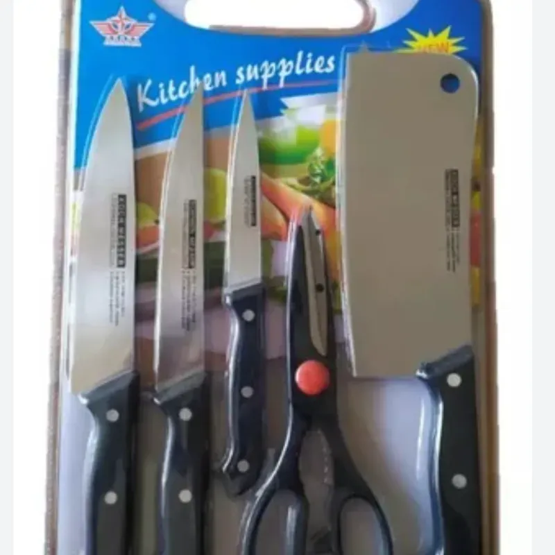 Juego de tabla y cuchillo