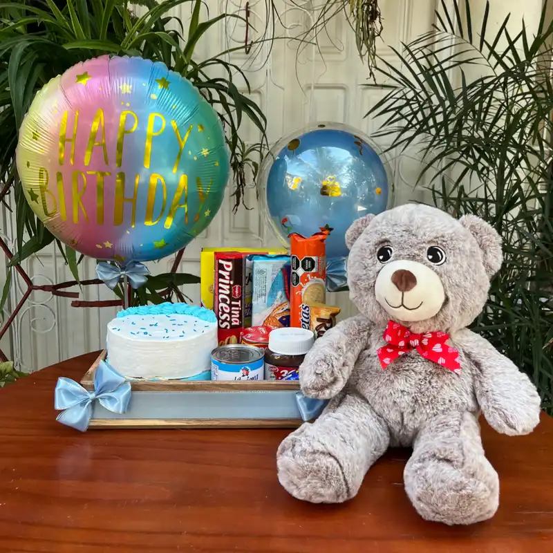 Caja con mini torta, confituras y peluche🎂🍭🧸