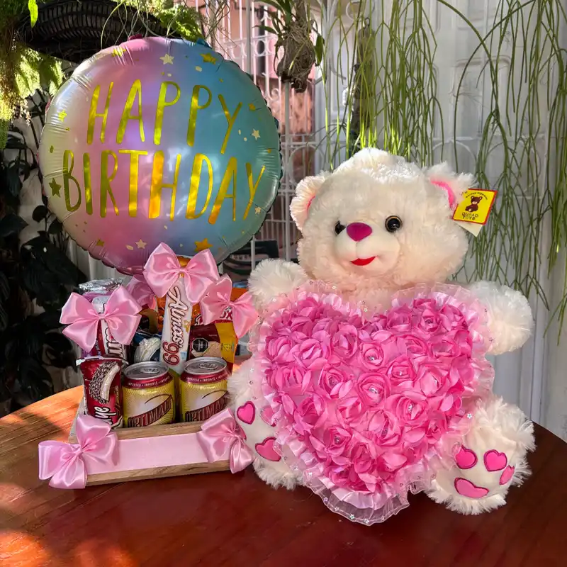 Caja de regalo pequeña con confituras y peluche💕🧸🍫