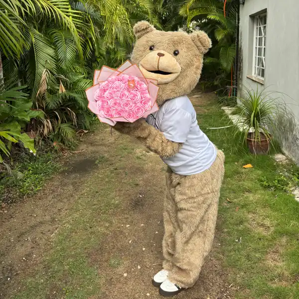 Hecho con Amor es el resumen de muchos sueños e ideas acumuladas❤️ Les brindamos regalos para cualquier ocasión, cumpleaños, aniversarios, graduaciones…. y lo mejor de todo sin dudas es nuestro Yogui🐻 que hace que cada entrega sea única y especial 