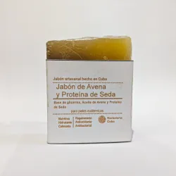 Jabón de Avena y Proteína de Seda con base de glicerina (90g)