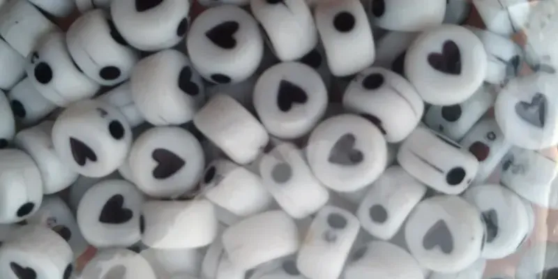 Cuencas de  corazones negros 