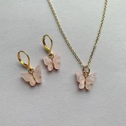 Juego de collar y aretes de acero inoxidable 