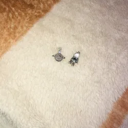 Pareja de astronautas Saturno