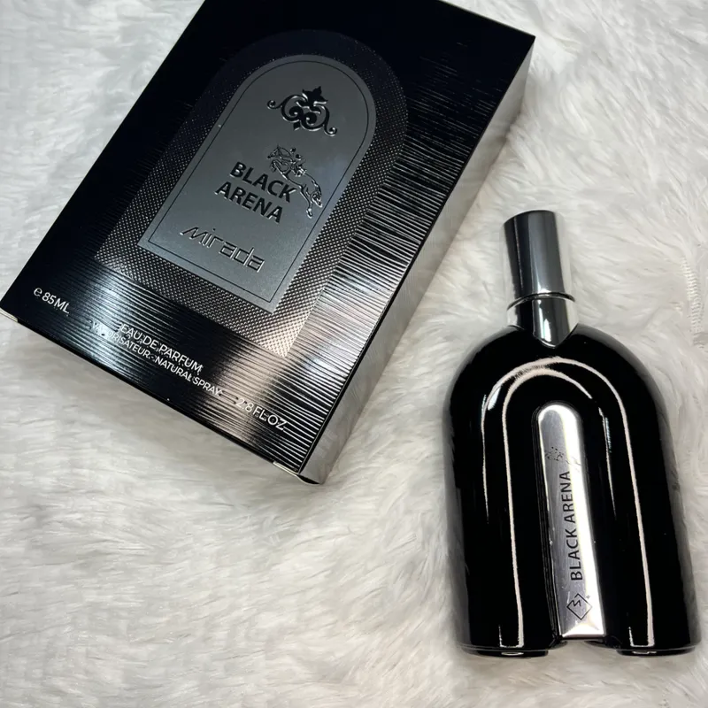 Black Arena de Mirada