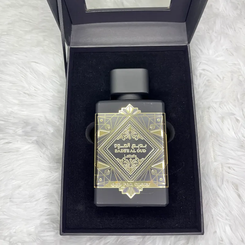 Oud For Glory de Lattafa