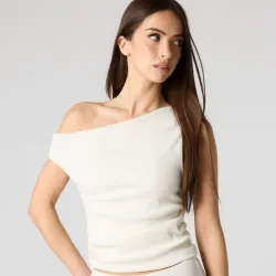 Blusa blanca elegante