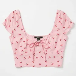 Blusa corta rosa cherry
