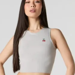 Camiseta gris basica con cherry