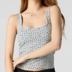 Camiseta gris estampada