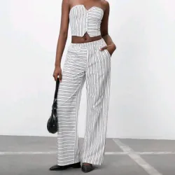 Conjunto blanco rayas.