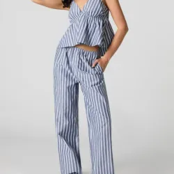 Conjunto de rayas azul