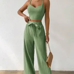 Conjunto verde.