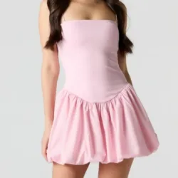 Mini pink dress.