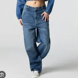 Pantalon de mezclilla ancho 