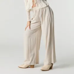 Pantaloneta beige.