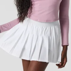 Saya deportiva blanca