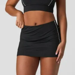 Saya negra deportiva