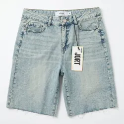 Short bermuda