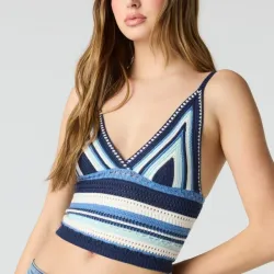 Top crochet azul