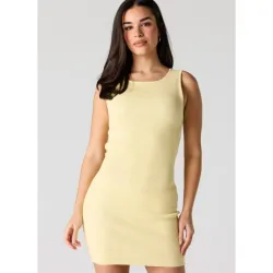 Vestido amarillo básico