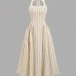 Vestido color crema.