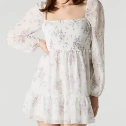 Vestido corto estampado de mangas