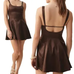Vestido marrón satinado