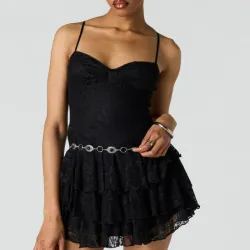 Vestido negro corto encaje