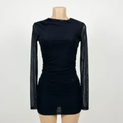 Vestido negro corto mangas largas