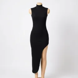 Vestido negro desmangado