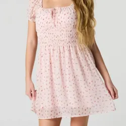 Vestido rosa estampado florar
