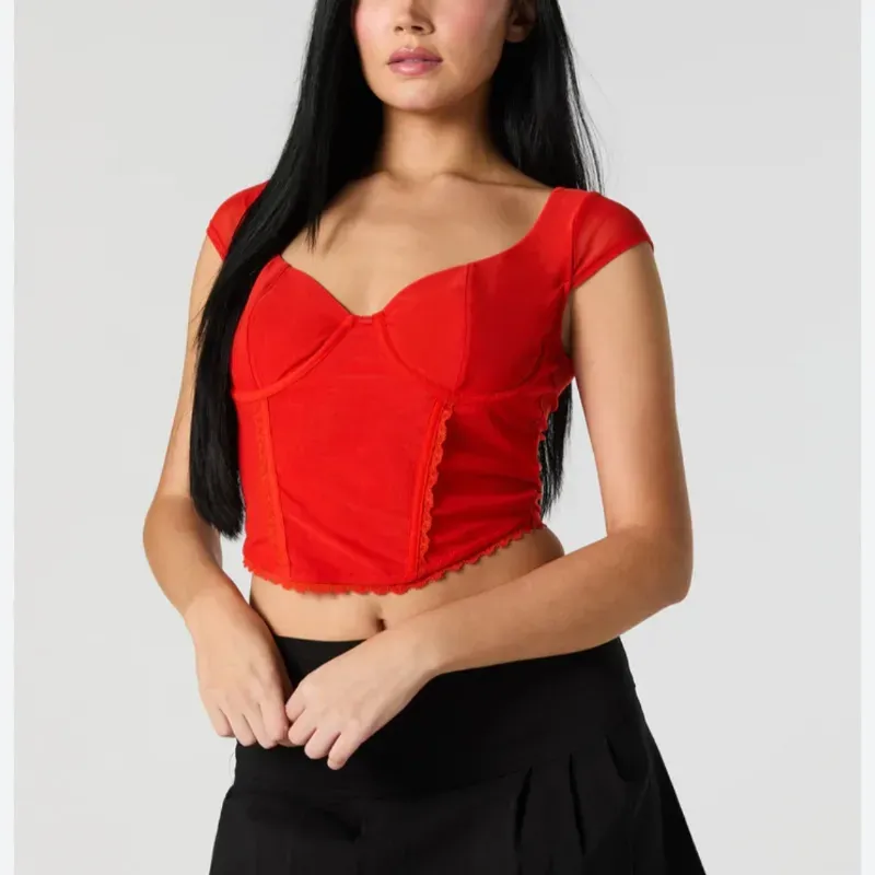 Corset rojo.