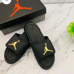 Chancletas Jordan (E)