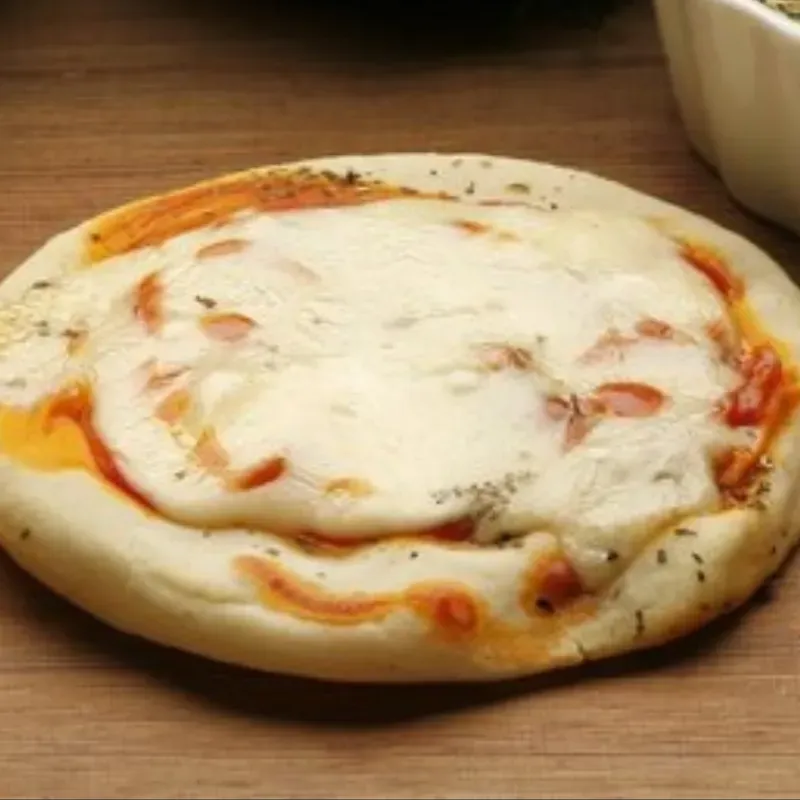 Pizza de queso (Mozarella)