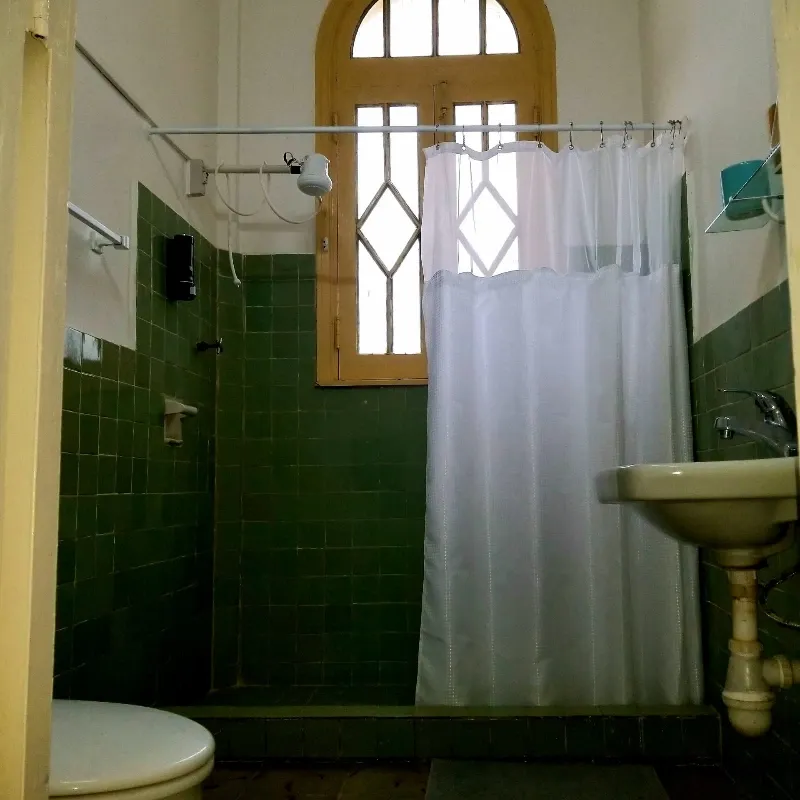 Renta 2/Rent 2