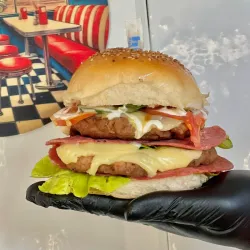 Mega Súper Hamburguesa