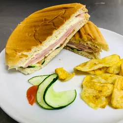 Sandwich de Jamón y Queso