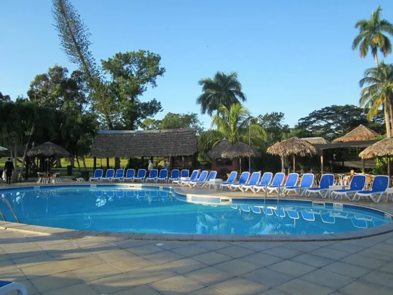 Menú Bar Piscina  Cuba Cuba