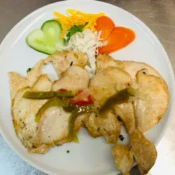 Suprema de pollo grillé