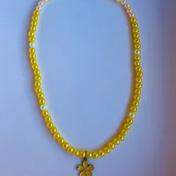 700 pesos Collar