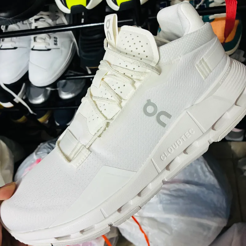 Tenis On Cloud 