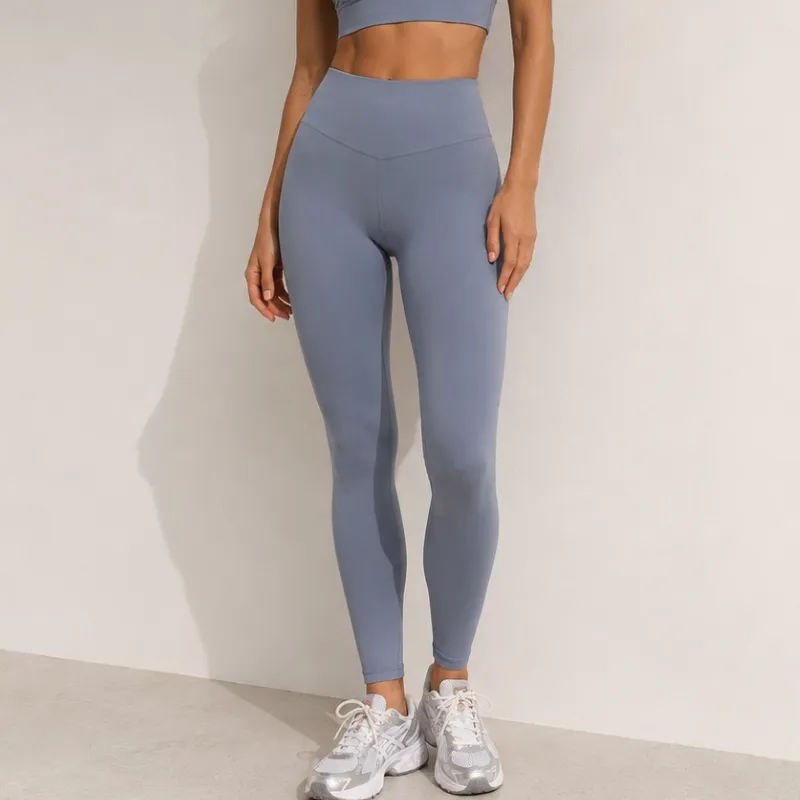 Legging June