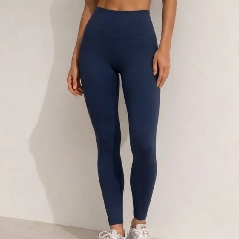 Legging June