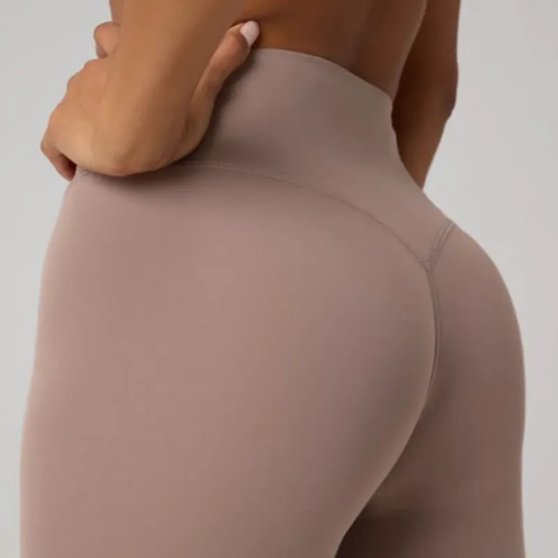 Legging June