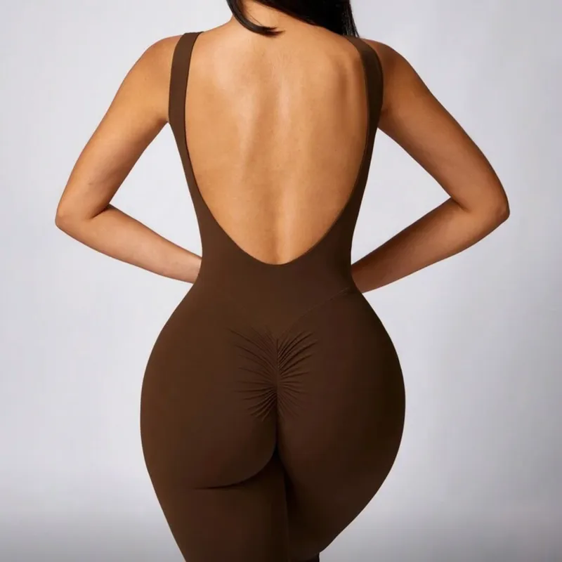 Mono de yoga 