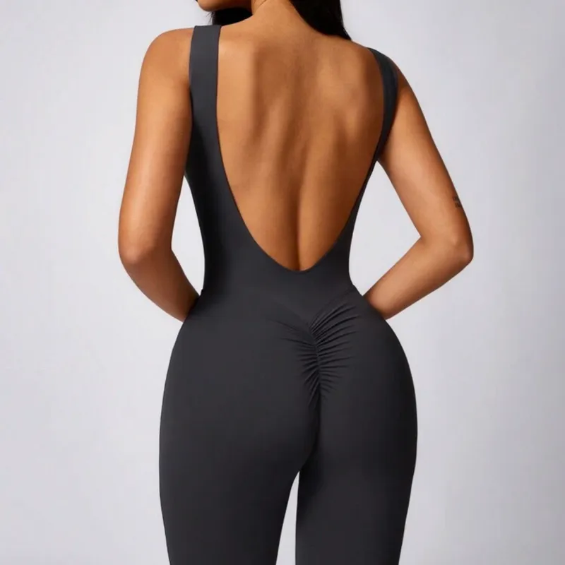 Mono de yoga 