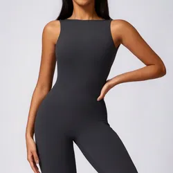Mono de yoga 
